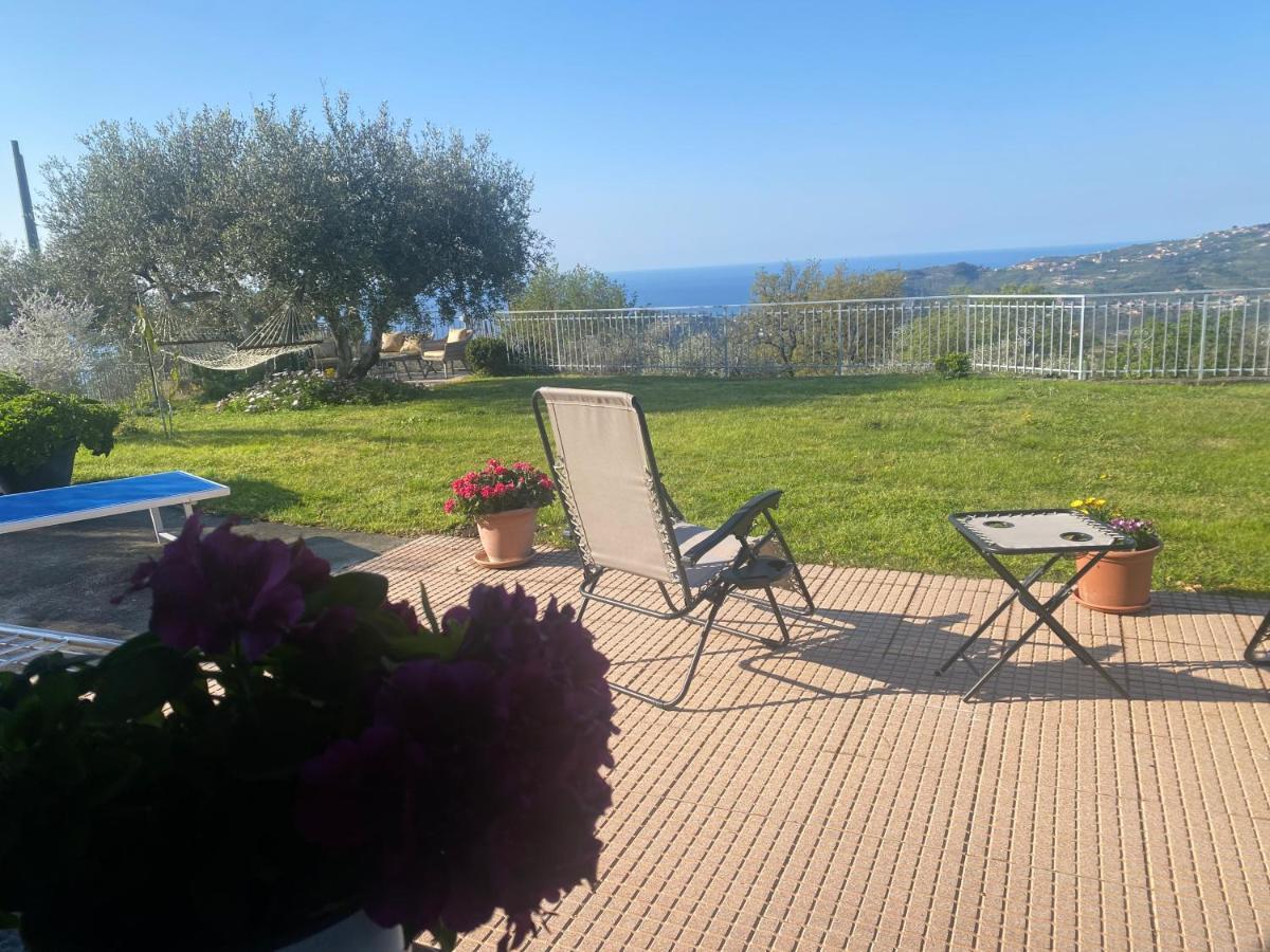 Casa Vista Mare - Superb Garden And Parking Included Vila Imperia Exterior foto