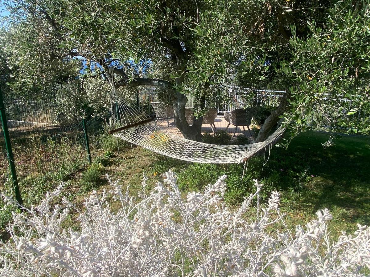 Casa Vista Mare - Superb Garden And Parking Included Vila Imperia Exterior foto