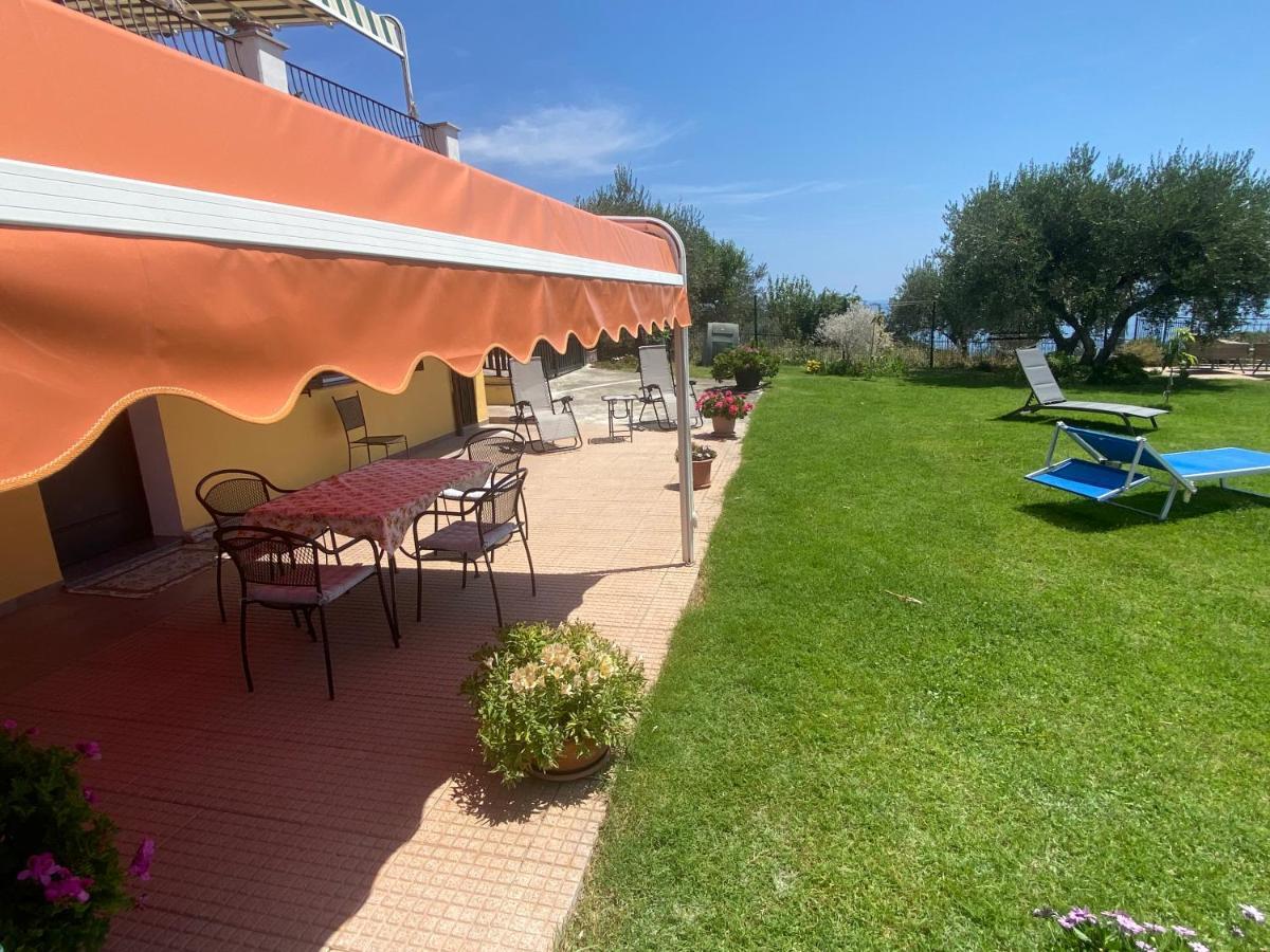 Casa Vista Mare - Superb Garden And Parking Included Vila Imperia Exterior foto
