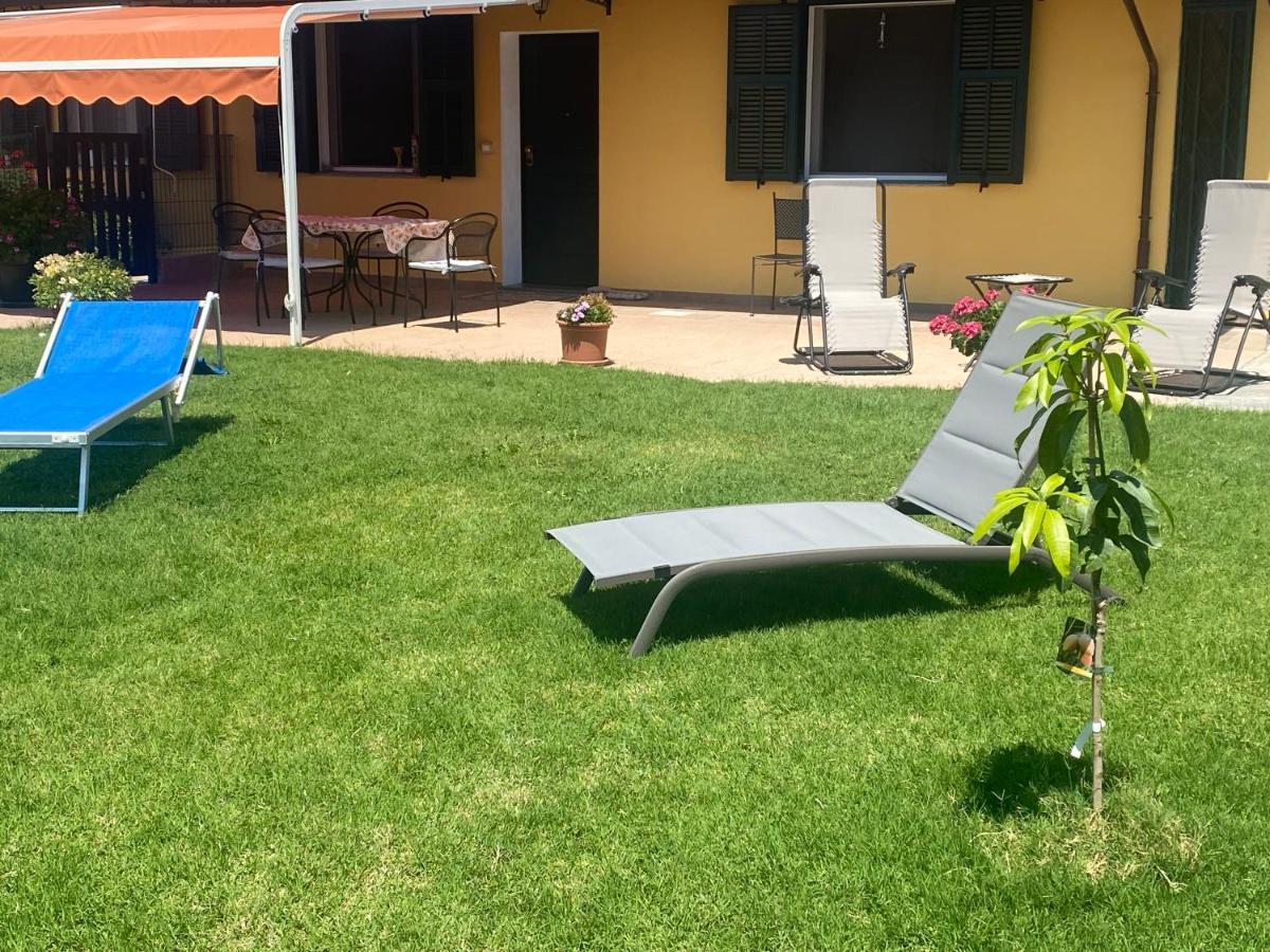 Casa Vista Mare - Superb Garden And Parking Included Vila Imperia Exterior foto